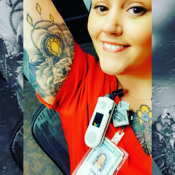 Meet your Posher, Mandy - Picture 1 of 1